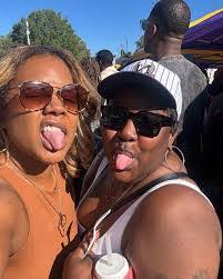 Sheena Jacobs's Instagram, Twitter & Facebook