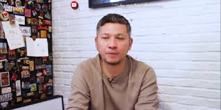 Gading marten mengaku terganggu dengan masalah video syur yang diduga mirip mantan istrinya, gisel. Ungkap Alasan Cerai Dengan Gisel Gading Marten Akui Kesalahan Terbesarnya Merdeka Com