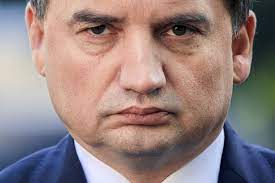 Są najważniejsi no bo jeżeli solidarna polska to solidarność z ziobrą to polska to ziobro. Tego Ziobro Nie Daruje Andrzej Rysuje Zakpil Z Jego Przydomka Mem Natemat Pl