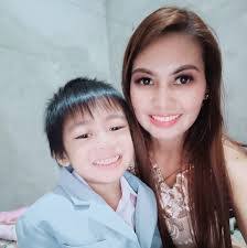 Jocelyn Martin's Instagram, Twitter & Facebook