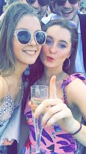 Esme Hall (@esme_hall)