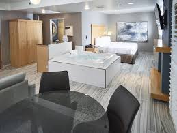Wood, gas, and pellet stoves. Minnesota Hot Tub Suites 24 Romantic Hotels With Jacuzzi In Room