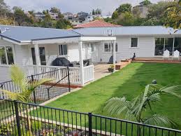 Hillcrest builders is a company which is built on the ideals of quality craftsmanship. Builders Auckland Architectural Design Orewa Hibiscus Coast Bos Construction