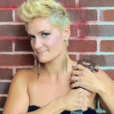 Chelsea Berry's Instagram, Twitter & Facebook