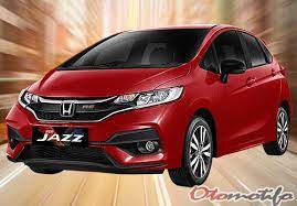 Selain dari segi harga honda jazz yang terbaru, desain dari honda jazz tersebut juga terlihat lebih stylish dan memiliki banyak fitur yang baru, sehingga honda jazz sendiri diluncurkan pada tahun 2004 yang lalu. Harga Honda Jazz 2021 Review Spesifikasi Gambar Otomotifo