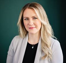 Rachel Hammond's Instagram, Twitter & Facebook