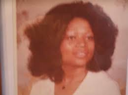 Kelli Fulton's Instagram, Twitter & Facebook