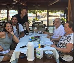 Barış arduç gupse özay ayrıldı mı? Televizyon Dunyasi On Twitter Baris Arduc Izmir Urla Da Bulunan Bir Restoranda Sevgilisi Gupse Ozay In Ailesiyle Bir Araya Geldi