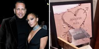 The photo, which shows affleck planting a passionate kiss on lopez with his arms wrapped around her, is part of a slideshow celebrating lopez's 52nd birthday. Alex Rodriguez Shares Ode To Jennifer Lopez On His Instagram Story