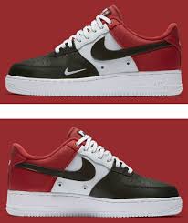 The Latest Mini Swoosh Branded Nike Air Force 1 Low To Surface Is Reminiscent Of A Classic Air Jordan Styled In A Chicago Flavor Black Toe Nike Nike Air Force