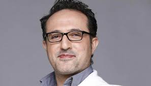 تخرج من مدارس سان جورج st. Ø´Ø±ÙŠÙ Ù…Ø¯ÙƒÙˆØ± ÙŠÙˆØ¬Ù‡ Ø±Ø³Ø§Ù„Ø© Ø´Ø¯ÙŠØ¯Ø© Ø§Ù„Ù„Ù‡Ø¬Ø© Ù„Ù€ Ø­Ù„Ø§ Ø´ÙŠØ­Ø© Ø´ÙŠØ¡ Ù…Ù‚Ø²Ø² Ù„Ø§ÙŠÙ Ù†ÙŠÙˆØ²