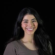 Daniela Alvarez's Instagram, Twitter & Facebook