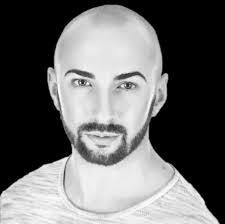 Daniel Waite's Instagram, Twitter & Facebook