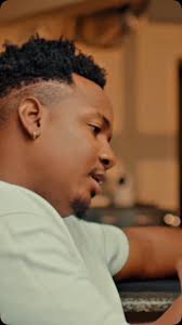 Video Clipe disponível corram já a rede vizinha❤️, Link na bio!, Coração  Partido!