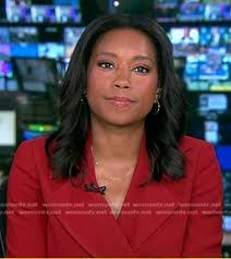 Rachel Scott Outfits & Fashion