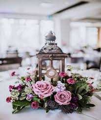 Arreglos para , diseños de arreglos para graduación, arreglos para graduación con dulces, arreglos para graduación de universidad, arreglos un arreglo de flores con globos puede ser ideal para decorar la mesa de un evento importante o solo para regalar, estos elementos son básicos. Como Elegir Flores Arreglos Para Boda Ramos De Novia Y Centros De Mesa