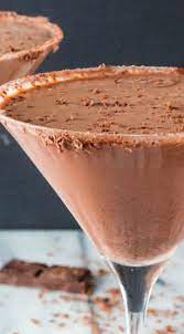 Chocolate Martini Recipe Chocolate Martini Yummy Drinks Chocolate Martini Recipe