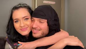 Aplicatia are ca si scop aflarea cat de fan esti tu față de serialul puterea dragostei sezonul 2 prin intermediul unui pazal. Puterea Dragostei Archives Evenimentul Zilei