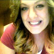 Jen Bower's Instagram, Twitter & Facebook