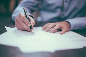 Peut on donner une lettre de demission en main propre. Comment Reduire Le Preavis En Cas De Demission