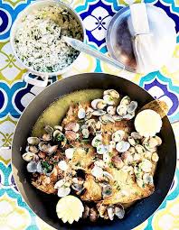 Turbot Aux Palourdes Comporta Les Delices Du Portugal Elle A Table Recette De Turbot Recettes De Cuisine Palourdes