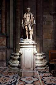 The robe he's carrying isn't a robe, it's his skin. Milan Cathedral Statue Of St Bartholomew Flayed Milan Italy Imaginoso