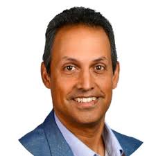 4 years already! I went from... selling high-tech Identification  technologies (firmware, software, middleware) to selling shipping  containers (300 million metal boxes all built to the same…