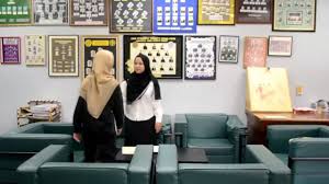 The controlling company, entores, was based in the uk and under english law entores could only bring the action in the uk (serve notice of writ outside. Entores V Miles Far East Youtube