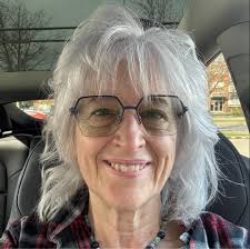 Disney bounding with popcorn bucket costume