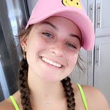 Hailey Hughes (@haileyhughes24)