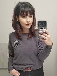 32 Cute Medium Hairstyles With Bangs For Women Cute Haircuts Ideas Bangs With Medium Hair Medium Hair Styles Medium Length Hair With Bangs