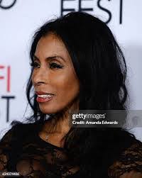 Kandi Alexander's Instagram, Twitter & Facebook