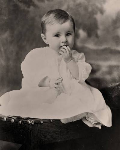 15 Rare Childhood Photos of Judy Garland From the 1920s ~ Vintage Everyday