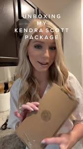 Open The Whole Kendra Scott and Calendar at Once