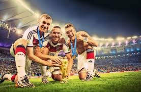 Einen tag zuvor findet das wm 2022 spiel um platz 3 statt. Wm Finale 2014 Das Leben Mit Der Unsterblichkeit Fussball Stuttgarter Zeitung