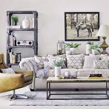 Uno de los efectos más bonitos los crea el rojo, pues el gris hace que el primero explosione. Colores Que Combinan Con El Gris En Decoracion Belle Epoque