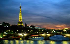 Maybe you would like to learn more about one of these? Wallpaper Menara Eiffel Malam Hari River Seine In Paris France 1600x900 Download Hd Wallpaper Wallpapertip