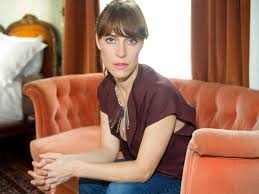 She released her first album monarch in 1999 and has since released four. Leslie Feist Metals Has Been About Me Regaining My Self Respect The Independent The Independent