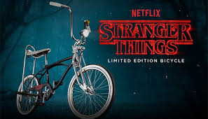Marketing Coup Im 80er Flair Stranger Things Fahrrad Wird Zum Social Hit Stranger Things Marketing Clean Eating Challenge