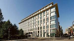 In 1938, the metzler bank was involved in the forced aryanization of jewish banking houses, such as the banking houses bass & herz, j. Bankhaus Metzler Macht Wie Immer 2 3 Mio Bilanzgewinn
