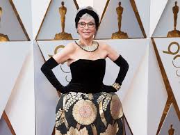 Rita moreno turned to her own closet when it came time to finding a dress for the 2018 academy awards. Rita Moreno Just Recycled Her 1962 Oscars Dress For The 2018 Show Vogue