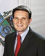 Ha portato la sua famiglia in missione in africa nel 1992, dove ha ottenuto un notevole successo nella fondazione di nuovi templi. Marcelo Crivella Wikipedia A Enciclopedia Livre