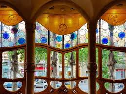 Casa batlló is a building designed by the catalan architect antoni. Casa Batllo Facts Gaudi S Batllo House In Barcelona