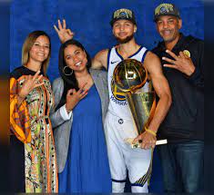 The parents of nba stars stephen and seth curry have been separated and sonya, 55, filed for divorce in north carolina in june. Zgfmrggjzqmkbm