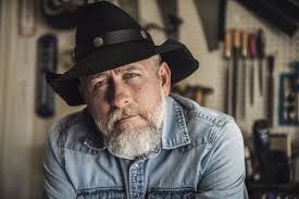 Quick Q and A with Chuck Hawthorne