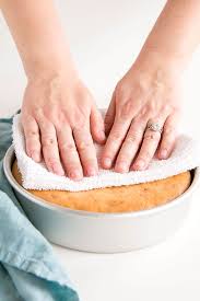 It also makes a unique centerpiece for parties. How To Bake Flat Cakes Liv For Cake