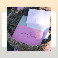 This article will help you decide how much to give for a wedding gift (without looking cheap). How To Give Money As A Wedding Gift