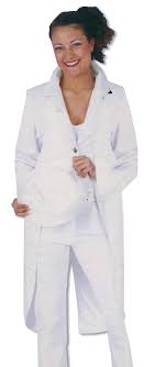 Was gibt es schickeres als die stilsichere kombination von gut sitzender hose und feminin geschnittenem blazer? Damenfrack Weiss Schicke Jacke Fur Frauen Horror Shop Com
