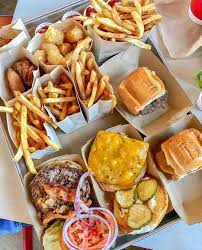 Hat Creek Burger Pic Hat Creek Plano Magazine Burgers Plano Magazine