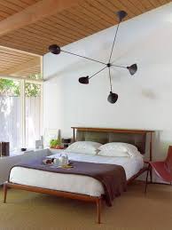 Technically mid century modern describes the style of art, decor and architecture from the middle of the 20th century. 17 Stylish Mid Century Modern Bedroom Design Ideas